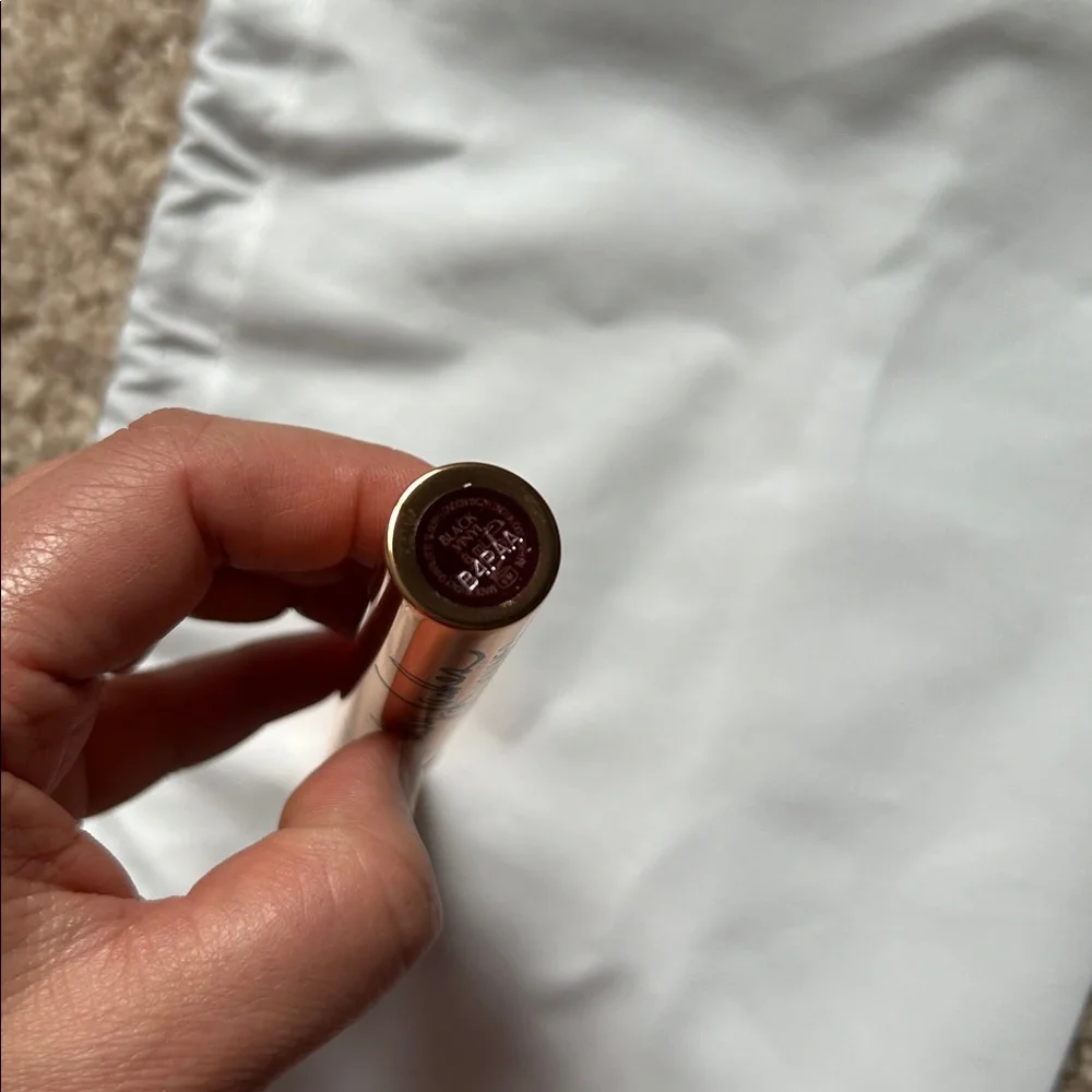 Charlotte Tilbury full size